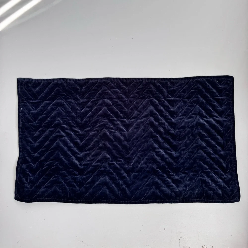 Fieldcrest Luxury Dark Blue / Navy Quilted Velvet King Sham